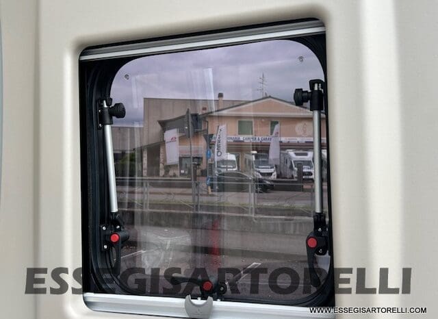 CHAUSSON SPORTLINE V 594 SERIE VAN 599 CM AUTOMATICO 2026 FRIGO MAXI pieno