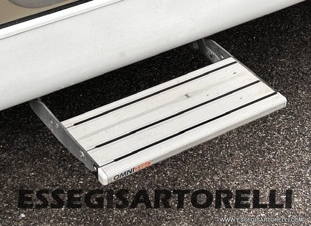 BURSTNER IXEO 666 SEMINTEGRALE BASCULANTE 2009 674 cm DOPPIO CLIMA pieno