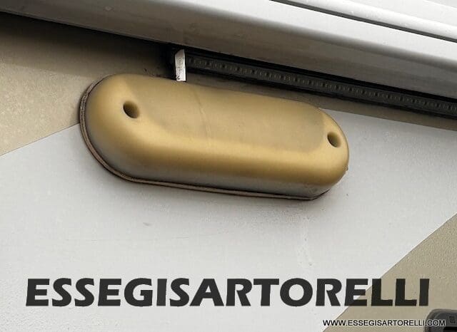 BURSTNER IXEO 666 SEMINTEGRALE BASCULANTE 2009 674 cm DOPPIO CLIMA pieno