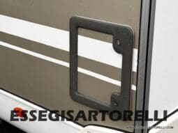 BURSTNER IXEO 666 SEMINTEGRALE BASCULANTE 2009 674 cm DOPPIO CLIMA pieno