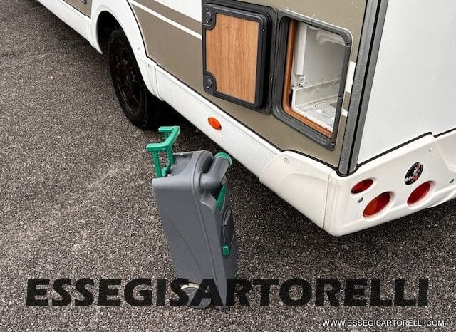 BURSTNER IXEO 666 SEMINTEGRALE BASCULANTE 2009 674 cm DOPPIO CLIMA pieno