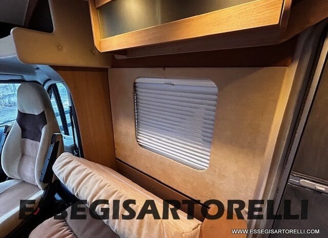 BURSTNER IXEO 666 SEMINTEGRALE BASCULANTE 2009 674 cm DOPPIO CLIMA pieno