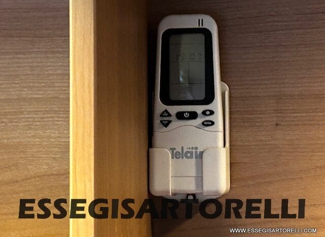 BURSTNER IXEO 666 SEMINTEGRALE BASCULANTE 2009 674 cm DOPPIO CLIMA pieno