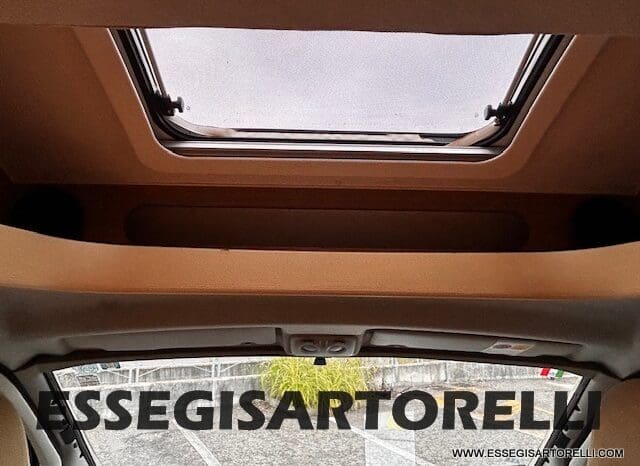 BURSTNER IXEO 666 SEMINTEGRALE BASCULANTE 2009 674 cm DOPPIO CLIMA pieno