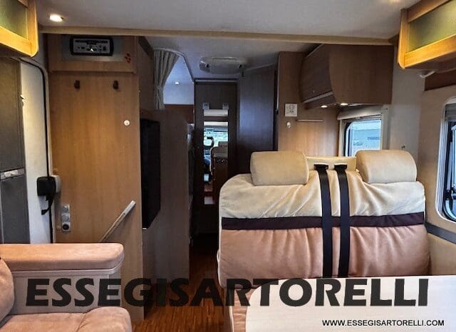 BURSTNER IXEO 666 SEMINTEGRALE BASCULANTE 2009 674 cm DOPPIO CLIMA pieno