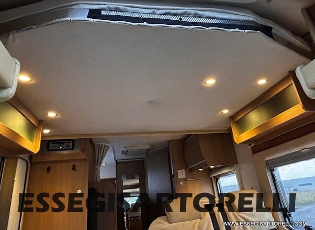 BURSTNER IXEO 666 SEMINTEGRALE BASCULANTE 2009 674 cm DOPPIO CLIMA pieno