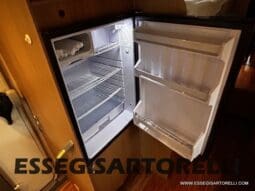 BURSTNER IXEO 666 SEMINTEGRALE BASCULANTE 2009 674 cm DOPPIO CLIMA pieno