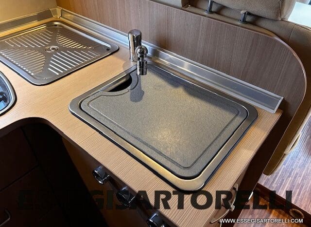 BURSTNER IXEO 666 SEMINTEGRALE BASCULANTE 2009 674 cm DOPPIO CLIMA pieno