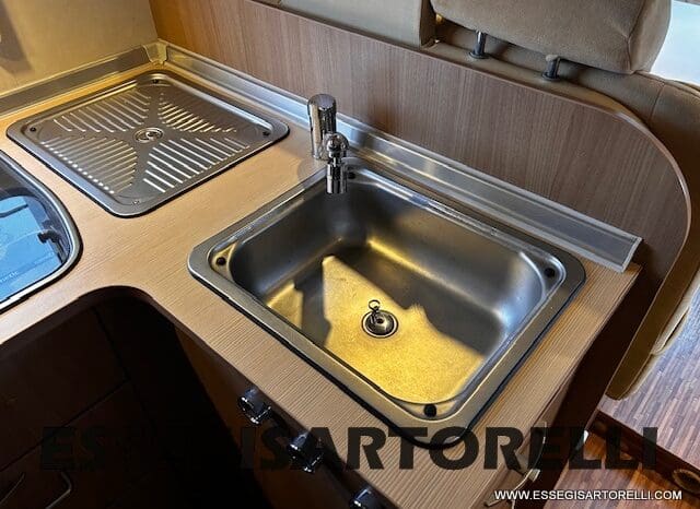 BURSTNER IXEO 666 SEMINTEGRALE BASCULANTE 2009 674 cm DOPPIO CLIMA pieno