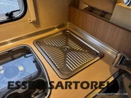 BURSTNER IXEO 666 SEMINTEGRALE BASCULANTE 2009 674 cm DOPPIO CLIMA pieno