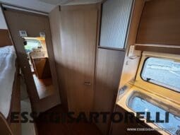 BURSTNER IXEO 666 SEMINTEGRALE BASCULANTE 2009 674 cm DOPPIO CLIMA pieno