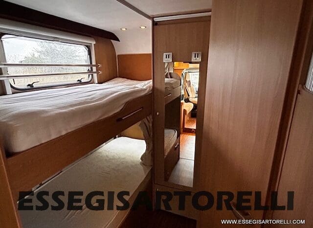 BURSTNER IXEO 666 SEMINTEGRALE BASCULANTE 2009 674 cm DOPPIO CLIMA pieno