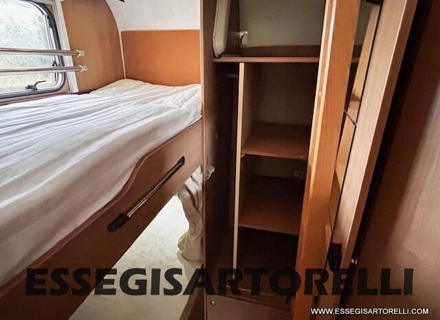 BURSTNER IXEO 666 SEMINTEGRALE BASCULANTE 2009 674 cm DOPPIO CLIMA pieno