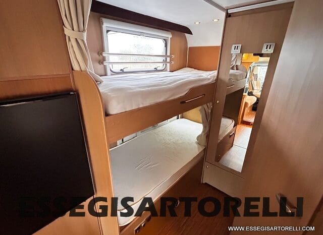 BURSTNER IXEO 666 SEMINTEGRALE BASCULANTE 2009 674 cm DOPPIO CLIMA pieno