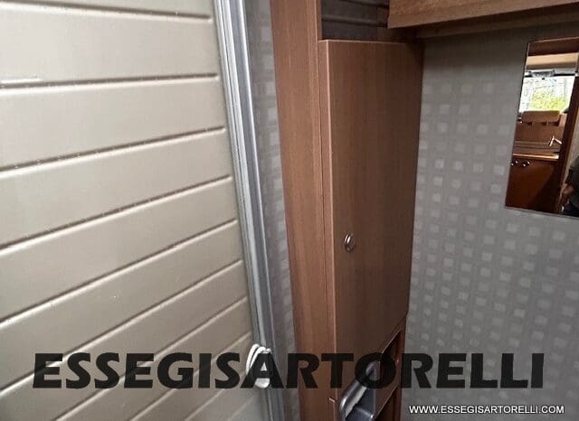 BURSTNER IXEO 666 SEMINTEGRALE BASCULANTE 2009 674 cm DOPPIO CLIMA pieno