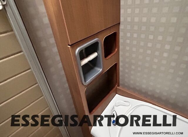 BURSTNER IXEO 666 SEMINTEGRALE BASCULANTE 2009 674 cm DOPPIO CLIMA pieno