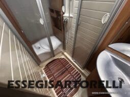 BURSTNER IXEO 666 SEMINTEGRALE BASCULANTE 2009 674 cm DOPPIO CLIMA pieno