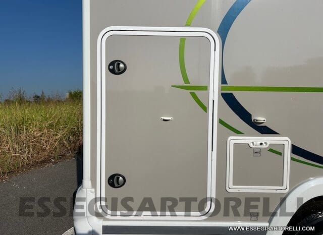 CHAUSSON ETAPE 650 GARAGE 636 CM 01/2025 KM 3.264 DOPPIO CLIMA pieno