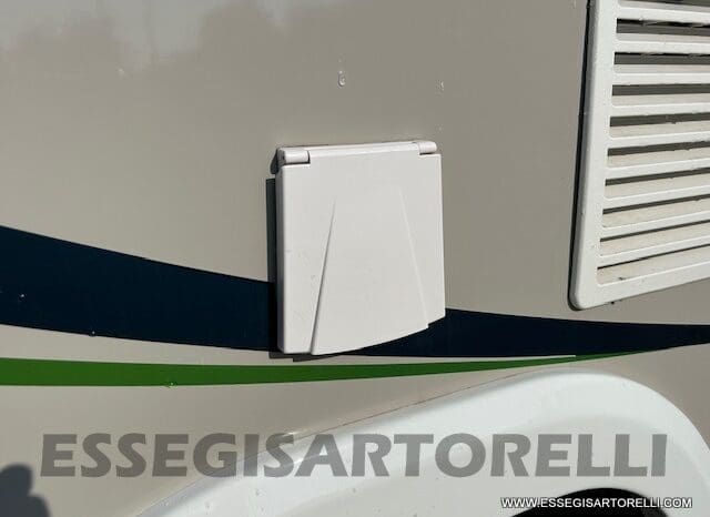 CHAUSSON ETAPE 650 GARAGE 636 CM 01/2025 KM 3.264 DOPPIO CLIMA pieno