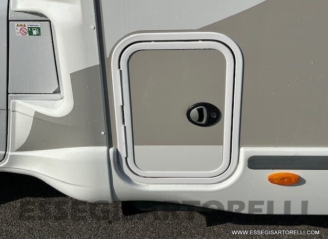 CHAUSSON ETAPE 650 GARAGE 636 CM 01/2025 KM 3.264 DOPPIO CLIMA pieno
