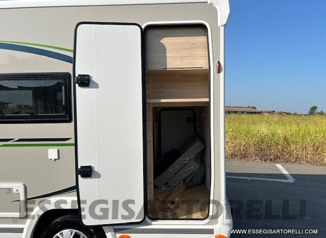 CHAUSSON ETAPE 650 GARAGE 636 CM 01/2025 KM 3.264 DOPPIO CLIMA pieno