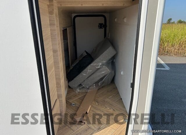 CHAUSSON ETAPE 650 GARAGE 636 CM 01/2025 KM 3.264 DOPPIO CLIMA pieno