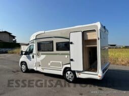 CHAUSSON ETAPE 650 GARAGE 636 CM 01/2025 KM 3.264 DOPPIO CLIMA pieno