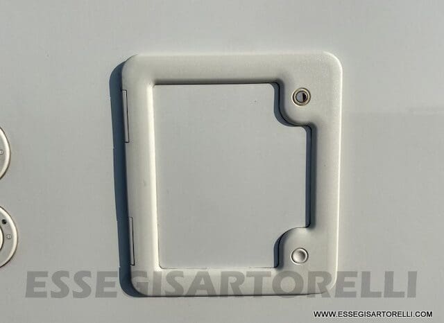 LAIKA REXOSLINE 650 3.000 160 CV POWER 2009 677 CM pieno