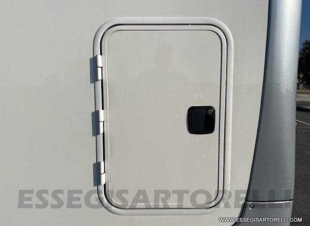 LAIKA REXOSLINE 650 3.000 160 CV POWER 2009 677 CM pieno