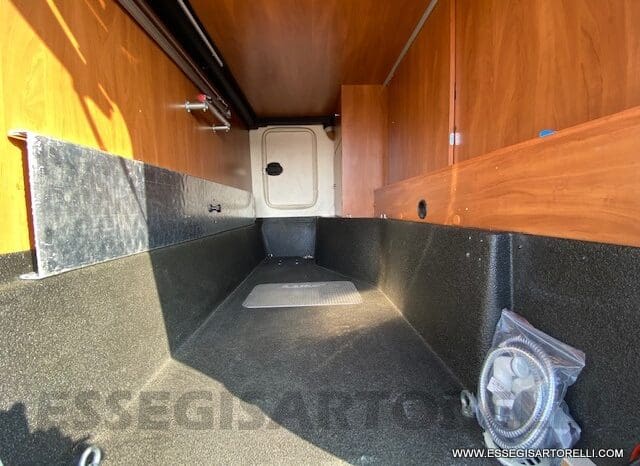 LAIKA REXOSLINE 650 3.000 160 CV POWER 2009 677 CM pieno