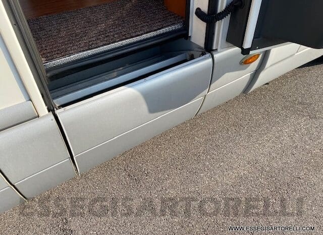 LAIKA REXOSLINE 650 3.000 160 CV POWER 2009 677 CM pieno