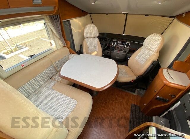 LAIKA REXOSLINE 650 3.000 160 CV POWER 2009 677 CM pieno