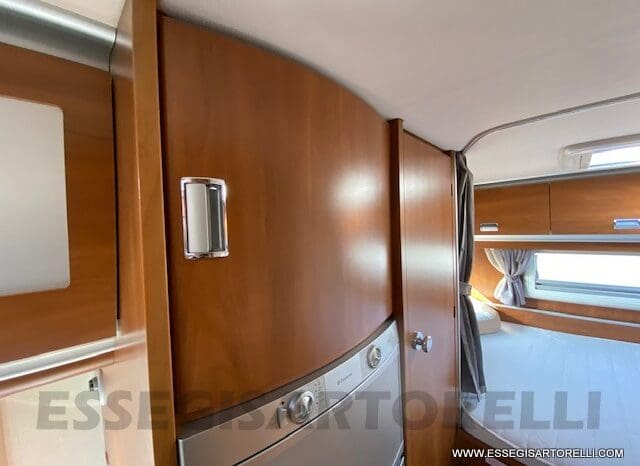 LAIKA REXOSLINE 650 3.000 160 CV POWER 2009 677 CM pieno