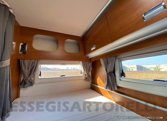 LAIKA REXOSLINE 650 3.000 160 CV POWER 2009 677 CM pieno
