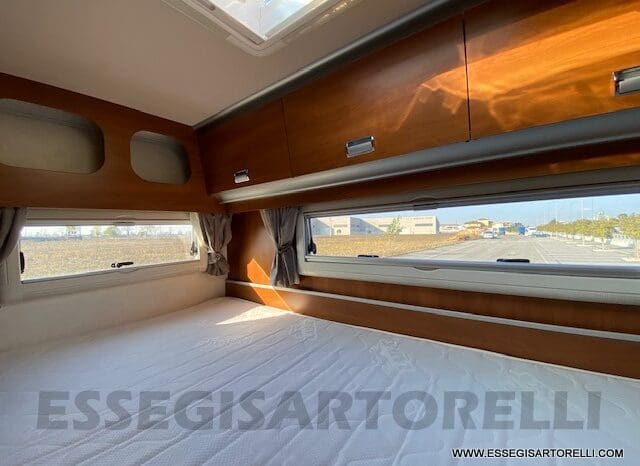 LAIKA REXOSLINE 650 3.000 160 CV POWER 2009 677 CM pieno