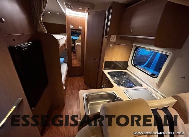 BURSTNER IXEO 666 SEMINTEGRALE BASCULANTE 2009 674 cm DOPPIO CLIMA pieno