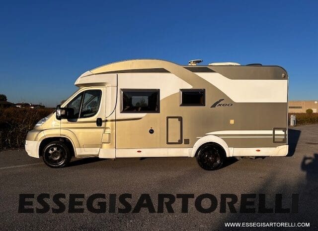 BURSTNER IXEO 666 SEMINTEGRALE BASCULANTE 2009 674 cm DOPPIO CLIMA pieno