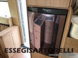 BURSTNER IXEO 666 SEMINTEGRALE BASCULANTE 2009 674 cm DOPPIO CLIMA pieno