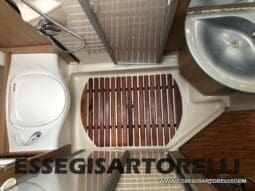 BURSTNER IXEO 666 SEMINTEGRALE BASCULANTE 2009 674 cm DOPPIO CLIMA pieno