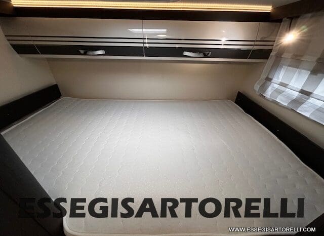 ROLLER TEAM KRONOS ADVANCE 295 TL BASCULANTE MAXIGARAGE MY 2024 (12/2023) 699 CM pieno