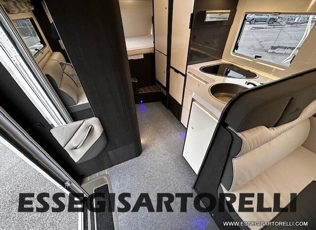 ROLLER TEAM KRONOS ADVANCE 295 TL BASCULANTE MAXIGARAGE MY 2024 (12/2023) 699 CM pieno