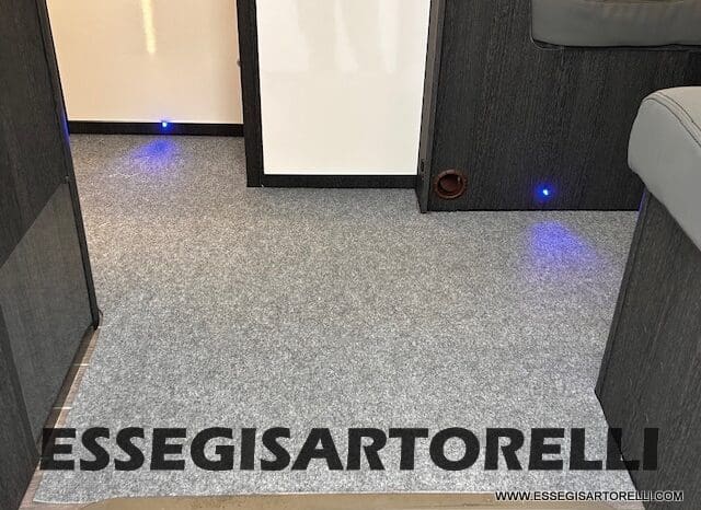 ROLLER TEAM KRONOS ADVANCE 295 TL BASCULANTE MAXIGARAGE MY 2024 (12/2023) 699 CM pieno