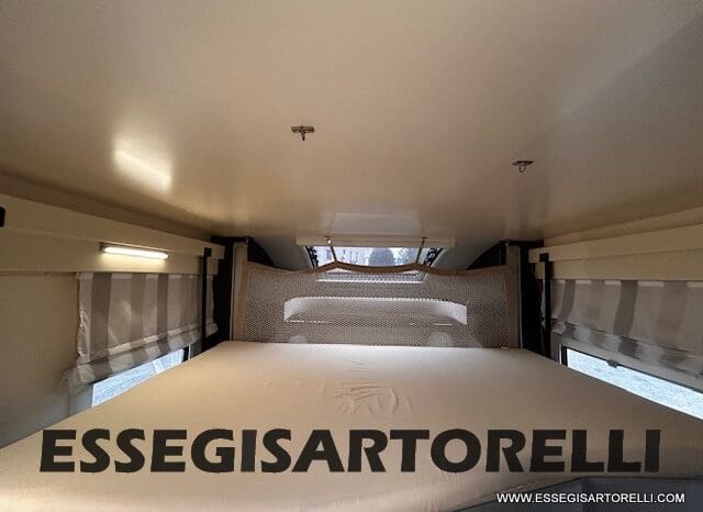 ROLLER TEAM KRONOS ADVANCE 295 TL BASCULANTE MAXIGARAGE MY 2024 (12/2023) 699 CM pieno