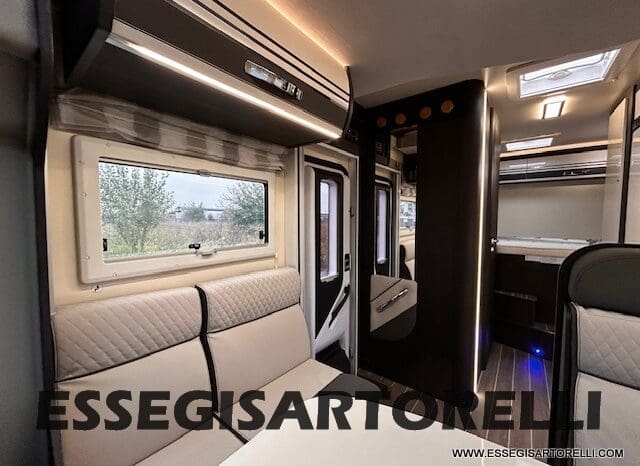 ROLLER TEAM KRONOS ADVANCE 295 TL BASCULANTE MAXIGARAGE MY 2024 (12/2023) 699 CM pieno