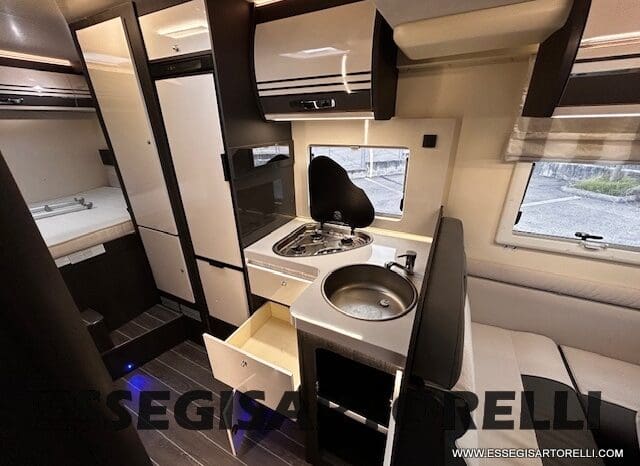 ROLLER TEAM KRONOS ADVANCE 295 TL BASCULANTE MAXIGARAGE MY 2024 (12/2023) 699 CM pieno