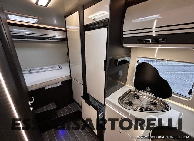 ROLLER TEAM KRONOS ADVANCE 295 TL BASCULANTE MAXIGARAGE MY 2024 (12/2023) 699 CM pieno