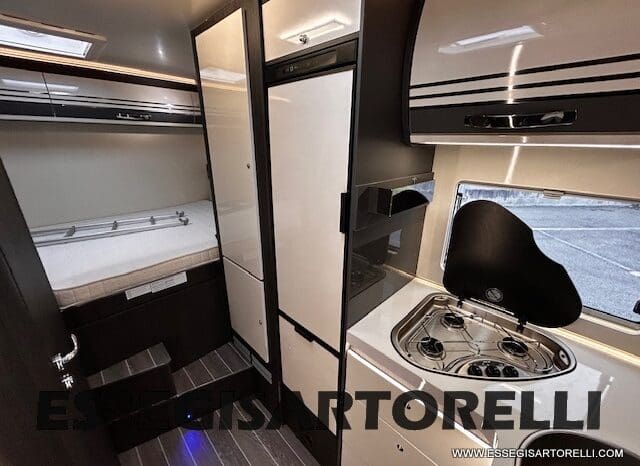 ROLLER TEAM KRONOS ADVANCE 295 TL BASCULANTE MAXIGARAGE MY 2024 (12/2023) 699 CM pieno