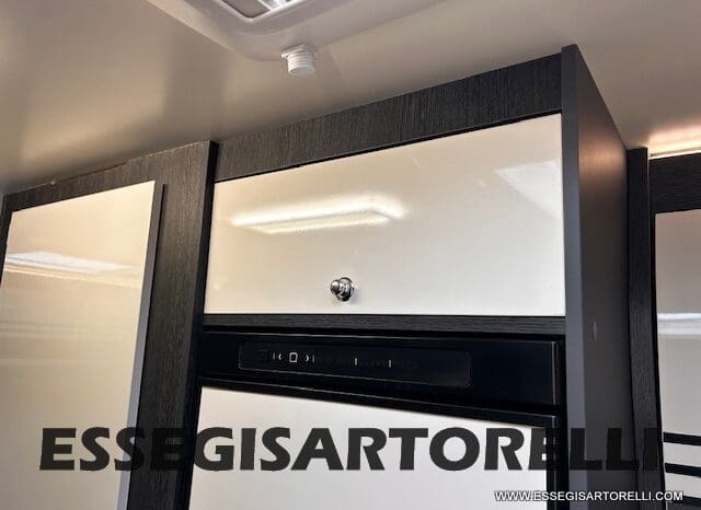 ROLLER TEAM KRONOS ADVANCE 295 TL BASCULANTE MAXIGARAGE MY 2024 (12/2023) 699 CM pieno