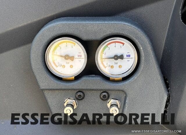 ADRIA CORAL XL A 670 SL GARAGE GEMELLI 2021 WEBASTO UNIPROPRIETARIO pieno