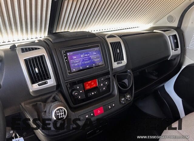 ADRIA CORAL XL A 670 SL GARAGE GEMELLI 2021 WEBASTO UNIPROPRIETARIO pieno